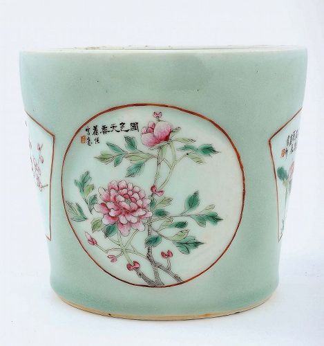 1930's Chinese Famille Rose Porcelain Celadon Planter