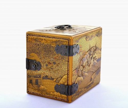 Meiji Japanese Makie Lacquer Mini Kodansu Cabinet Box Chest