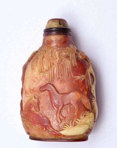 1930's Chinese Horn Carved Carving Snuff Bottle Horse