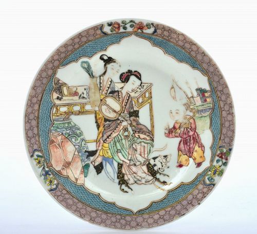 18C Yongzheng Chinese Famille Rose Porcelain Plate Dish Lady Figurine