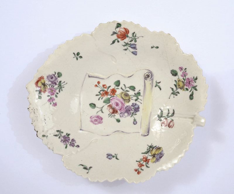 18C English Worcester Fig Leaf Porcelain Dish Flowers Unrolled Scroll