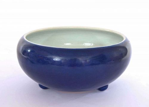 19C Chinese Monochrome Cobalt Blue Glaze Tripod Censer Bowl