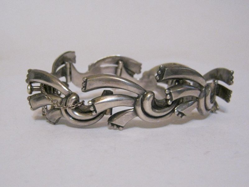1940's Mexican Sterling Charm Bracelet Moving Parts (item #1119296)