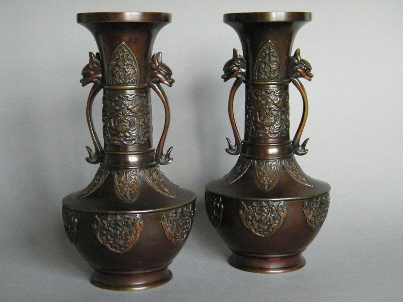 Fine Pair of Dragon Handled  Vases - Meiji 1868-1911