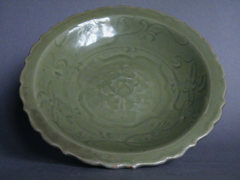 Ming Dynasty Celadon Dish with Bracketed Rim c1400-1500