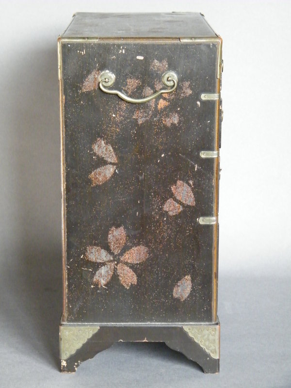 Japanese Lacquer Table Cabinet - Meiji Period 1868-1912