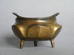 Small Chinese Lobed Bronze Censer - Late Qing Dynasty
