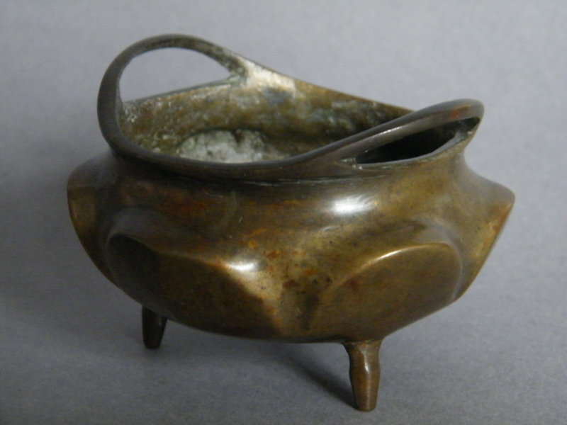 Small Chinese Lobed Bronze Censer - Late Qing Dynasty