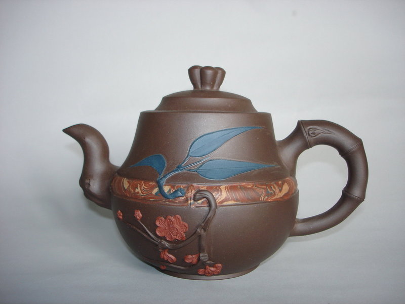 Late 20th Century Yixing Teapot by Kuai Xin Long