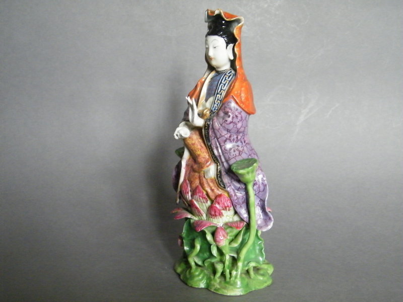 Chinese Famille Rose Guanyin Jiaqing Reign (1796-1820)