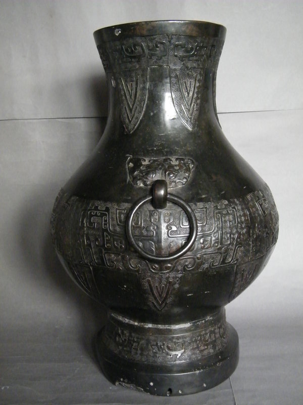 Very Large Chinese Archaic Style Bronze Hu Vase Ming Dynasty 1368-1644