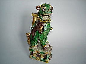 17/18th C Chinese Buddhist Lion Incense Holder - Kangxi