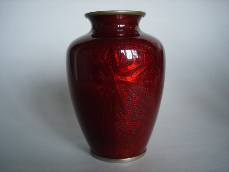 Pair of Ruby Red Baisse-taille Enamel Vases - Meiji