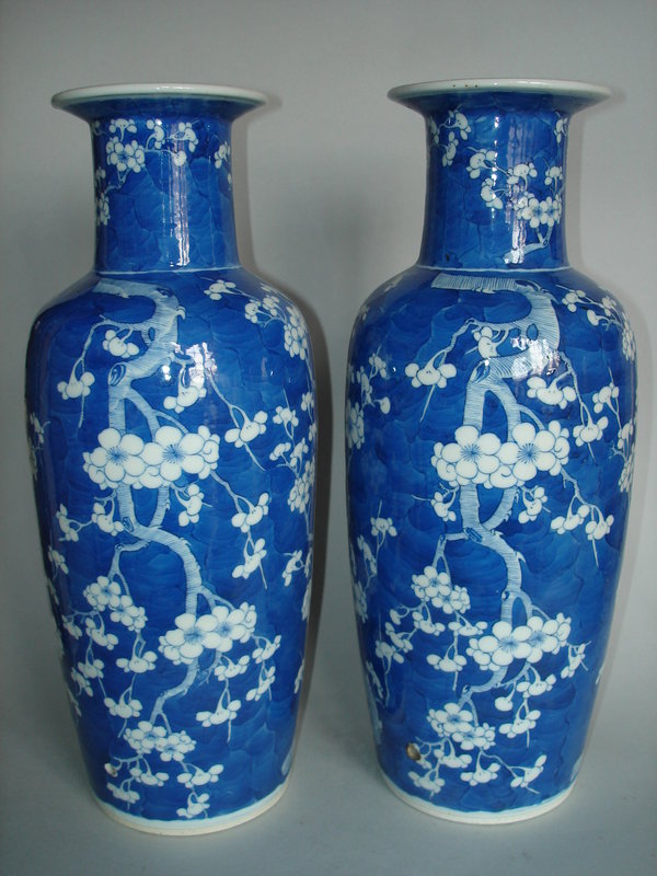 Pair of Kangxi Style Rouleau Shaped Vases 19/20th Cent