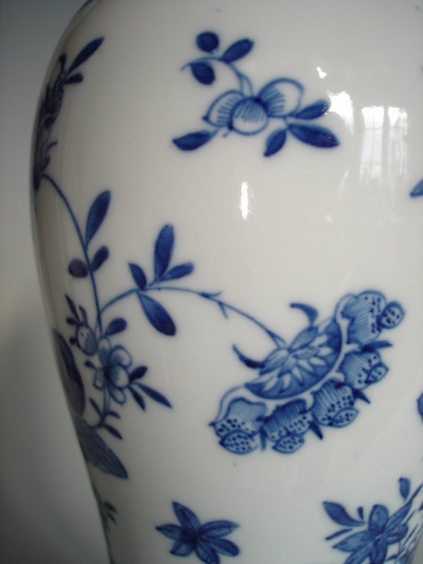 18th Century Chinese Export Vase - Qianlong
