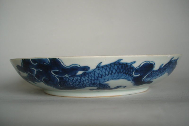 Early 18th Century Chinese Dragon Dish - Yongzheng