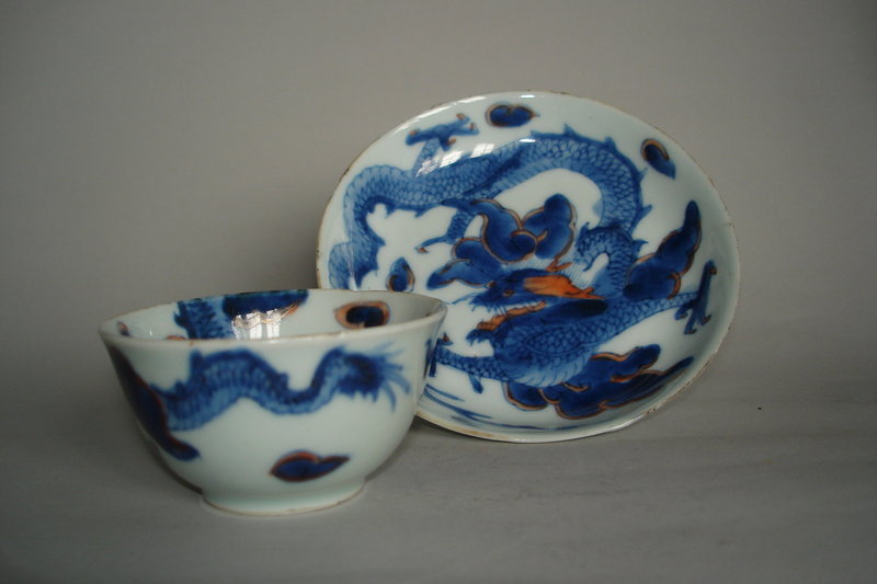 Early 18th Century Dragon Tea Bowl & Saucer - Yongzheng