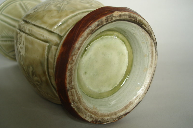 19th Century Celadon Glazed Porcelain Vase - Daoguang
