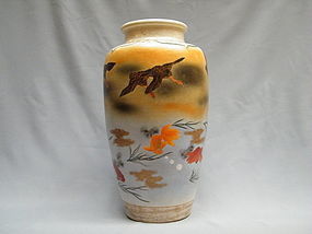 Large Japanese Satsuma Vase - Kozan seal - Meiji period
