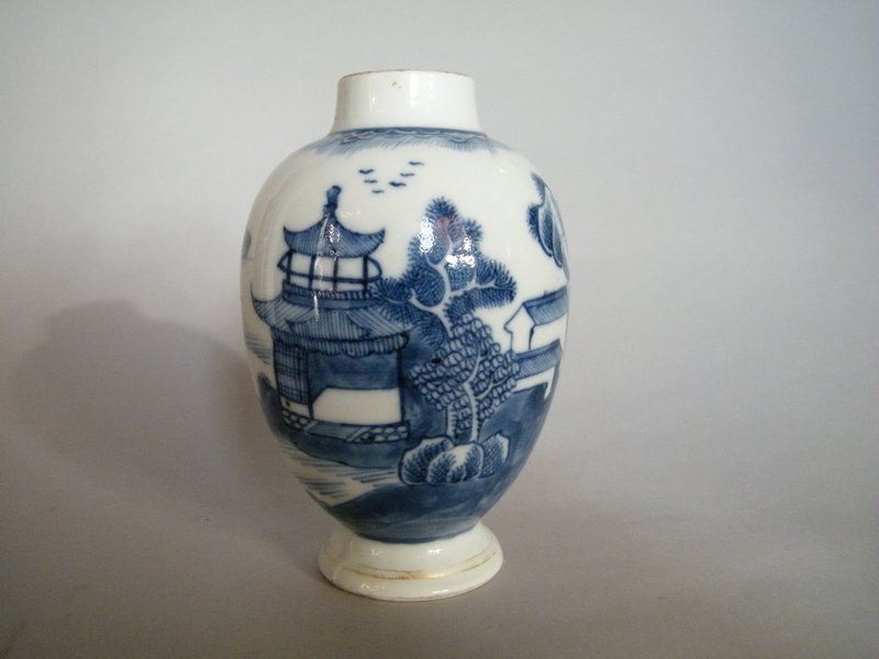 18th Century Chinese Export Tea Cannister - c1700-1750