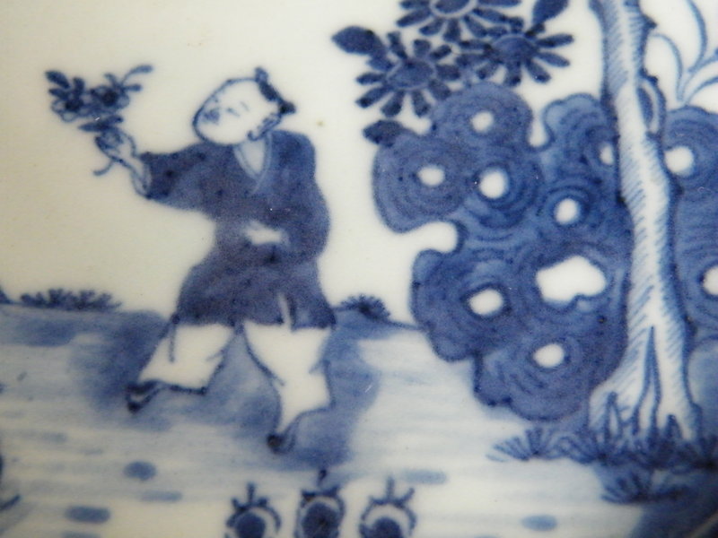 Early 18th C Chinese Export  Meat Plate circa 1730-1750