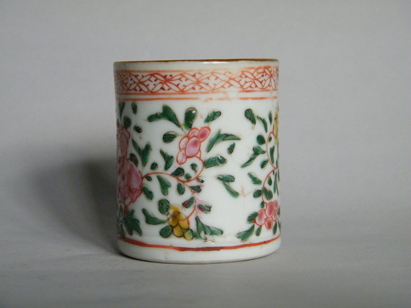 Rare Early 18th Cent Famille Rose Coffee Can, Yongzheng