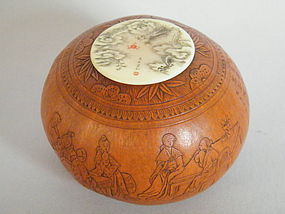 Very Fine Carved Gourd with Ivory Cover - Guangxu 1897