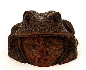 19C Chinese Bamboo Carved Toad Frog