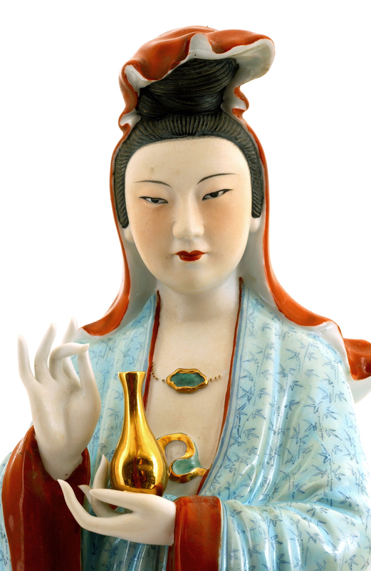 Chinese Famille Rose Kwan Yin Buddha Figure Mk