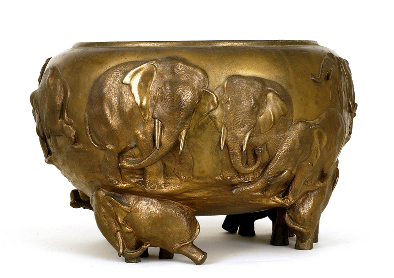 Meiji Japanese Bronze Elephant Hibachi Planter Bowl Pot