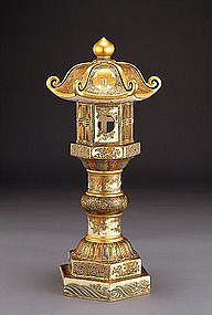 Large Japanese Satsuma Pagoda Lantern by Senzan