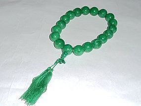 A Rare and Exquisite Jade/Jadeite Marla Bead-String for Meditation