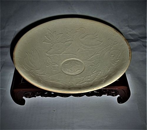 A Northern Song Dingyao Ivory-White Glazed Lotus-Waterfowl-Fish Bowl