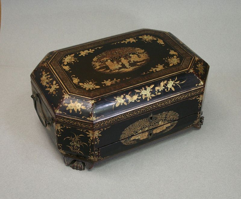 専用他の方発送×France import antique item Antique Chinese Export Lacquer Work Sewing Box, Circa 1830