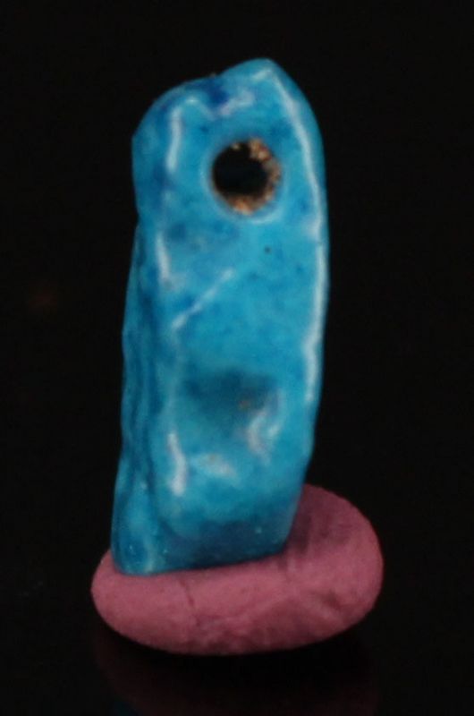 Egyptian Amarna Faience Blue Floral Amulet 1,1 cm