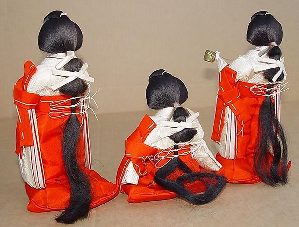 Japanese Antique Hina Doll Ladies in Waiting Dolls