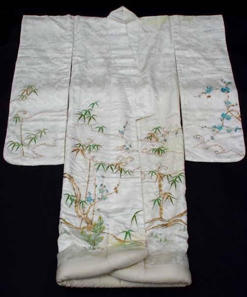 White Silk Japanese Uchikake Wedding Gown, Embroidery