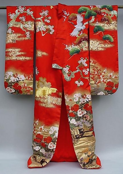 Red Japanese Wedding Kimono Gown, amazing embroidery