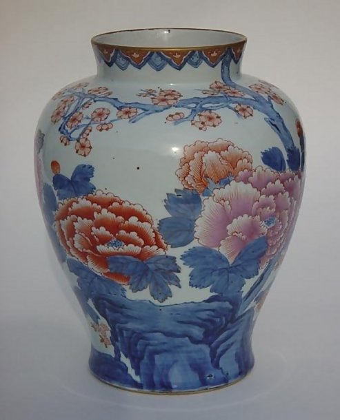 Large Japanese Arita Vase in Fukagawa Style