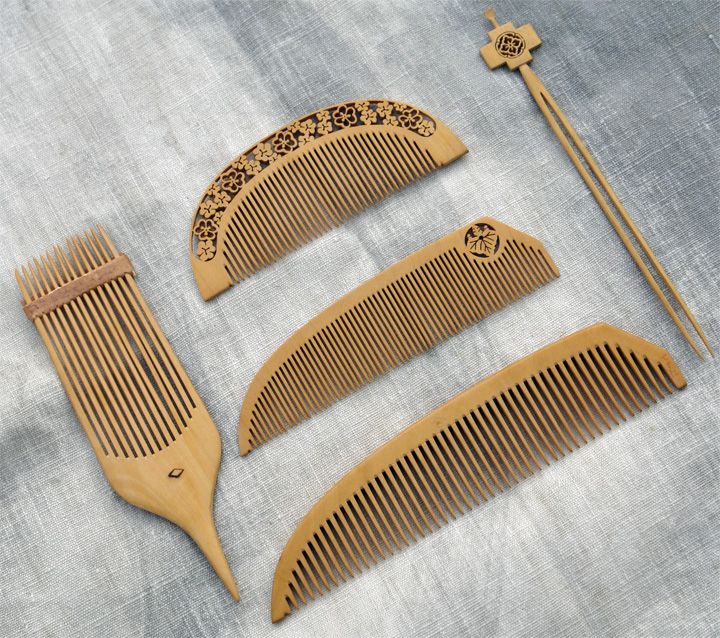 Japanese Tsuge wood sukashi-bori hair combs pin set