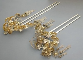 Antique Japanese Hair Ornament, Large Silver Kanzashi