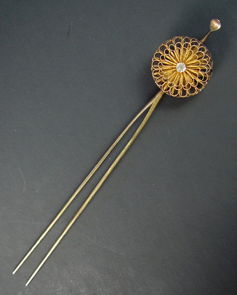 Antique Kanzashi Silver Hairpin with Gold Chrysanthemum
