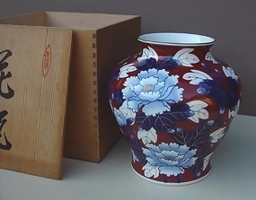 Large Japanese Arita Vase, Old Fukagawa-yaki Style