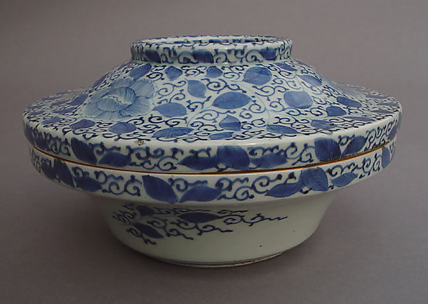 Large Imari Lidded Bowl