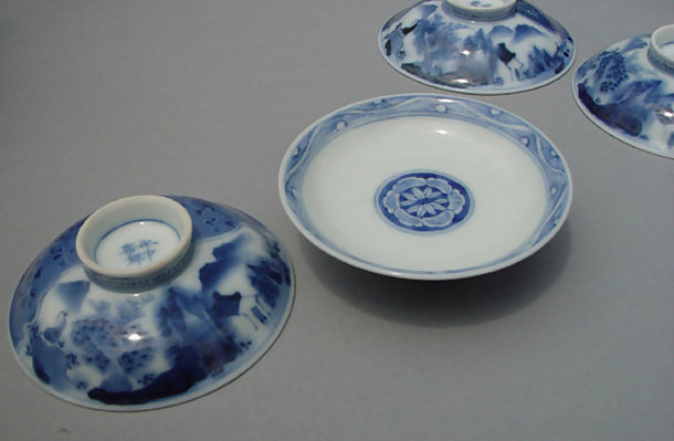 A set of Hirado Bowls with Lids - #2