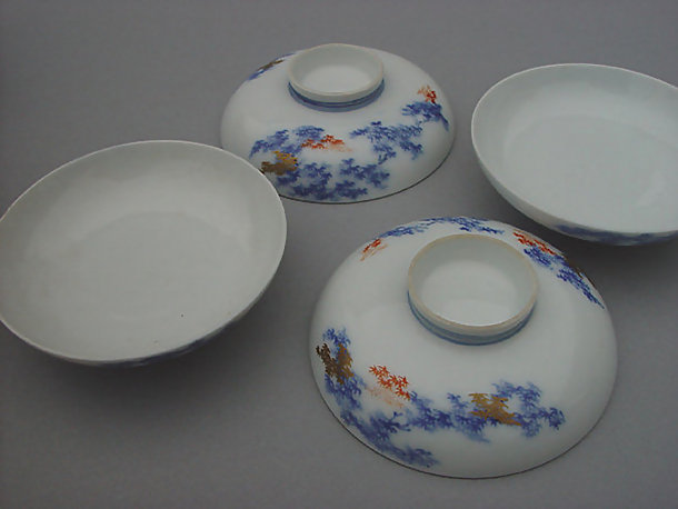 Japanese Fukagawa Bowls with Maple Tree Design