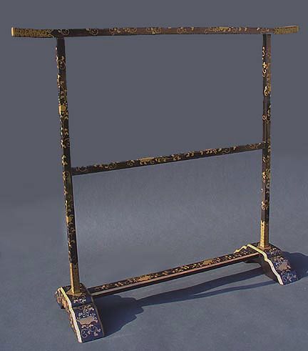 Japanese Lacquer Hand Towel Rack with Maki-e