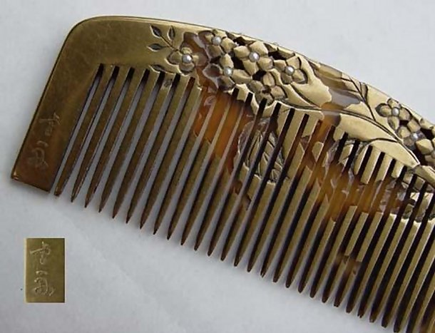 Japanese Kanzashi Hair Ornament, Gold comb