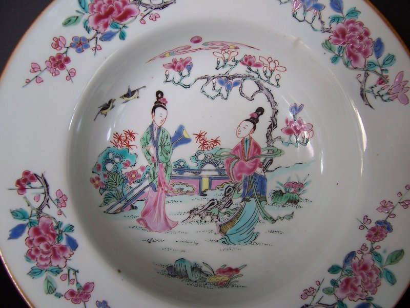 A Very Fine Barber's Bowl, Yongzheng Period (1723-1735)