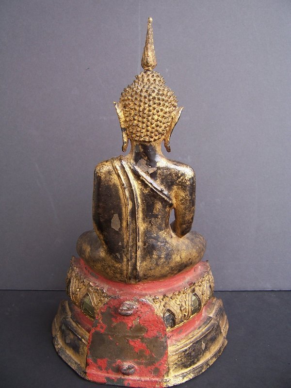 A Very Good 18th Century Gilded Bronze Thai Buddha